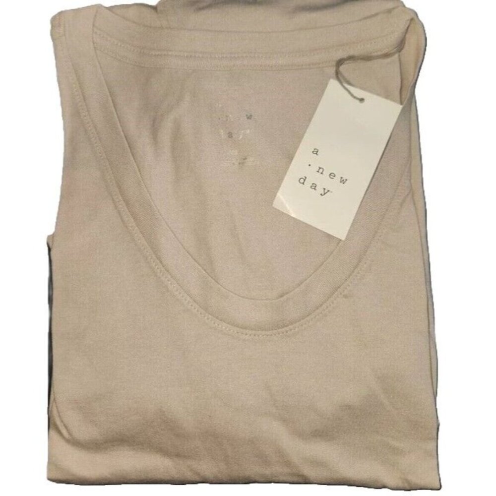 A New Day Beige Scoop Neck Tee New XS - Picture 4 of 6